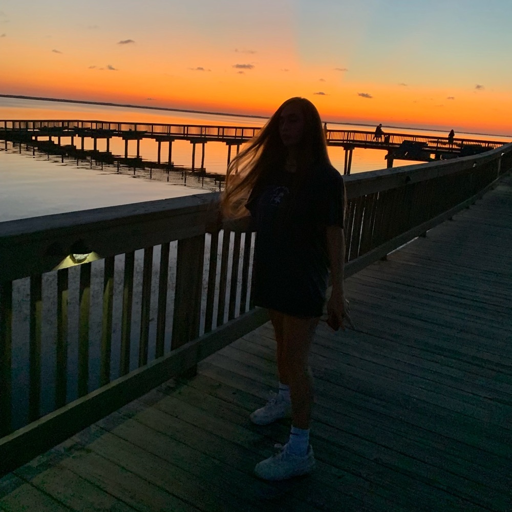 Meet your Posher, Olivia